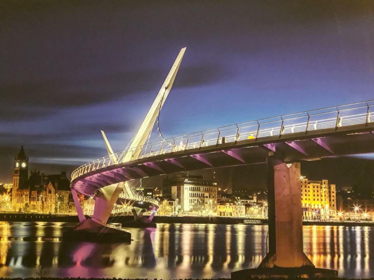 Villa Bridge House Derry City Townhouse Central Free Parking Exterior foto