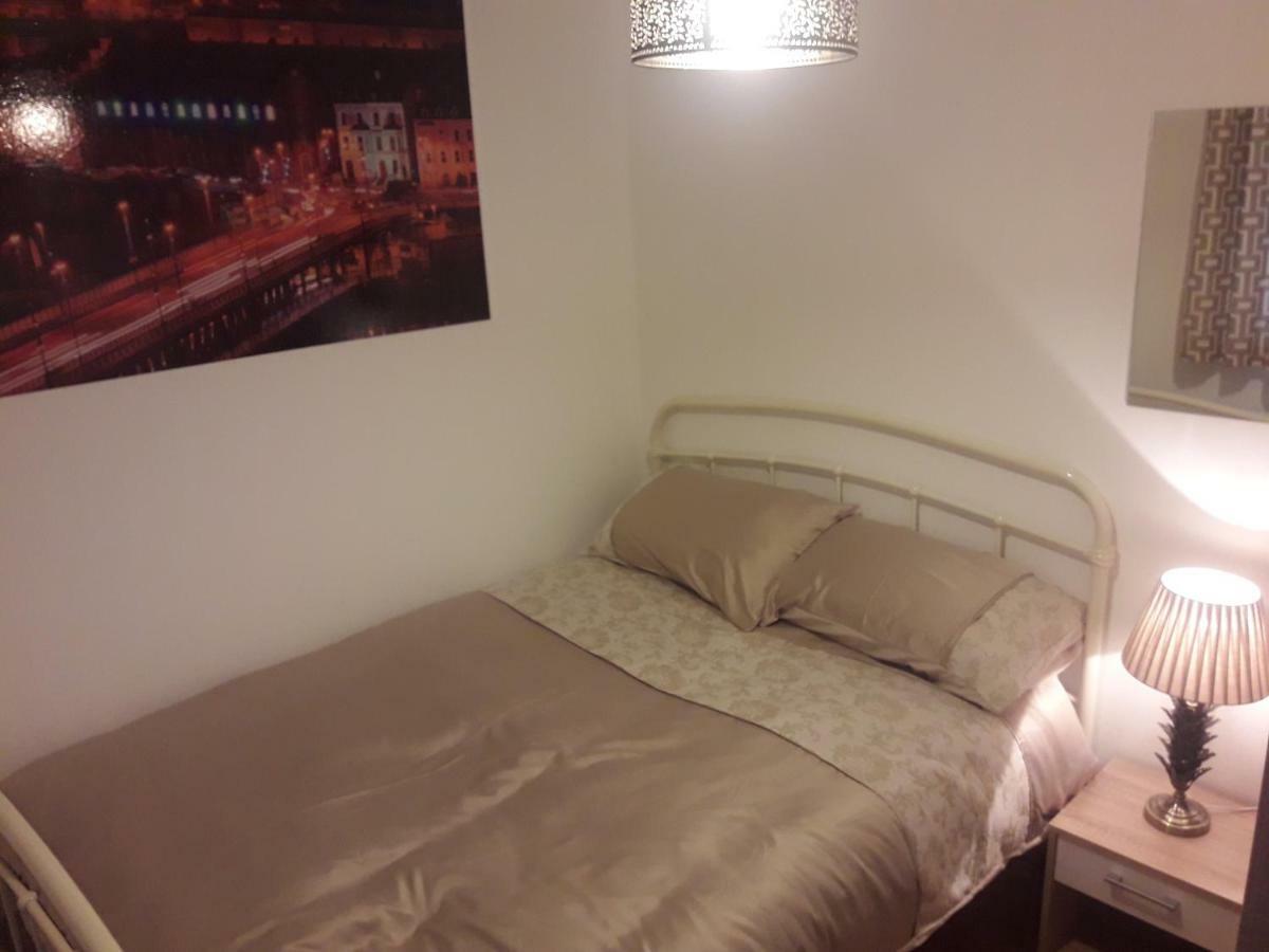 Villa Bridge House Derry City Townhouse Central Free Parking Exterior foto